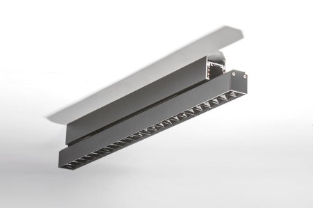 kira-track-magnetic-12w-points601.jpg