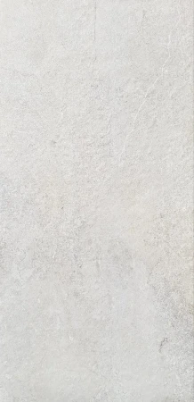 825.